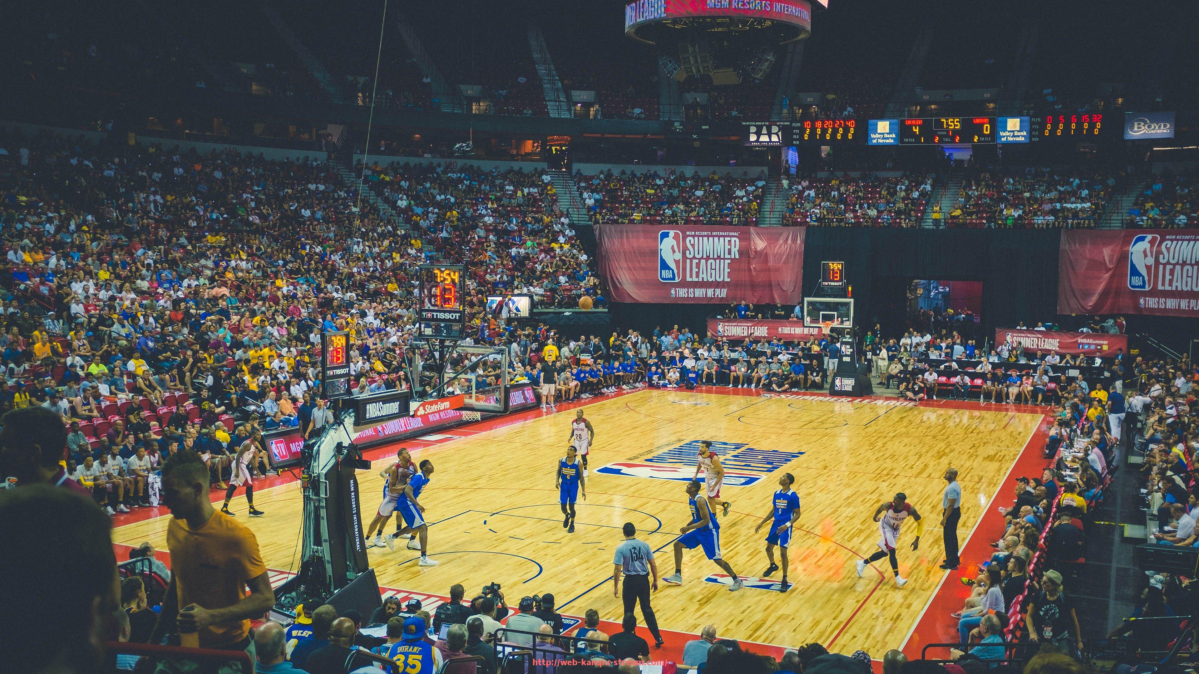 看球直播-火箭队球衣款式演变及最新设计介绍